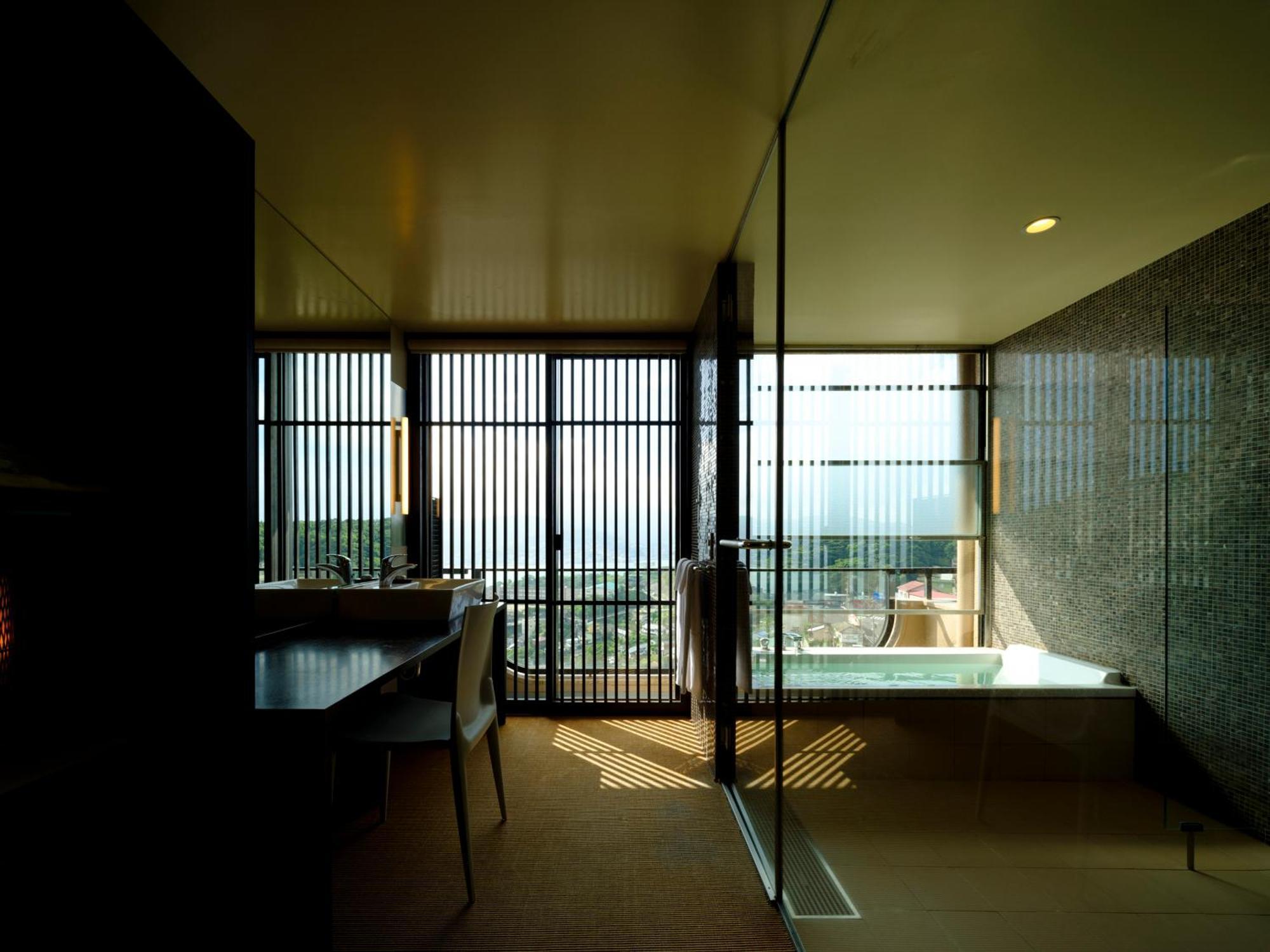 Inasayama Kanko Hotel Nagasaki Exterior photo